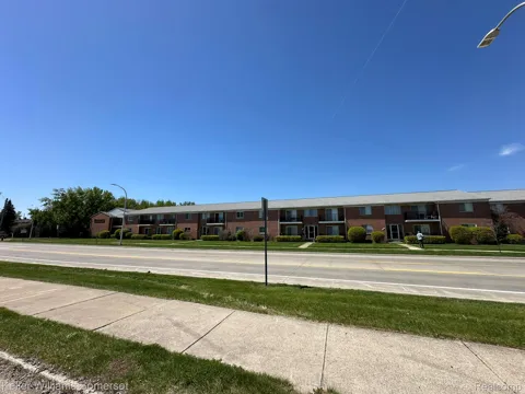 32125 Beaconsfield Street #39