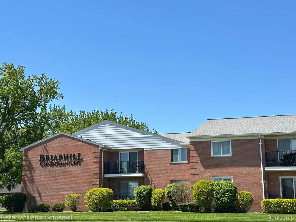 32125 Beaconsfield Street #39 Roseville City, MI 48066