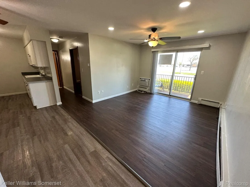 32125 Beaconsfield Street #39 Roseville City, MI 48066