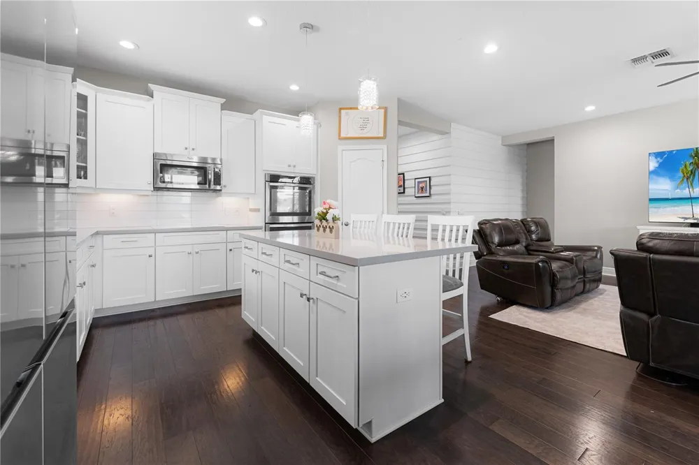 3304 SAGEBRUSH STREET Harmony, FL 34773