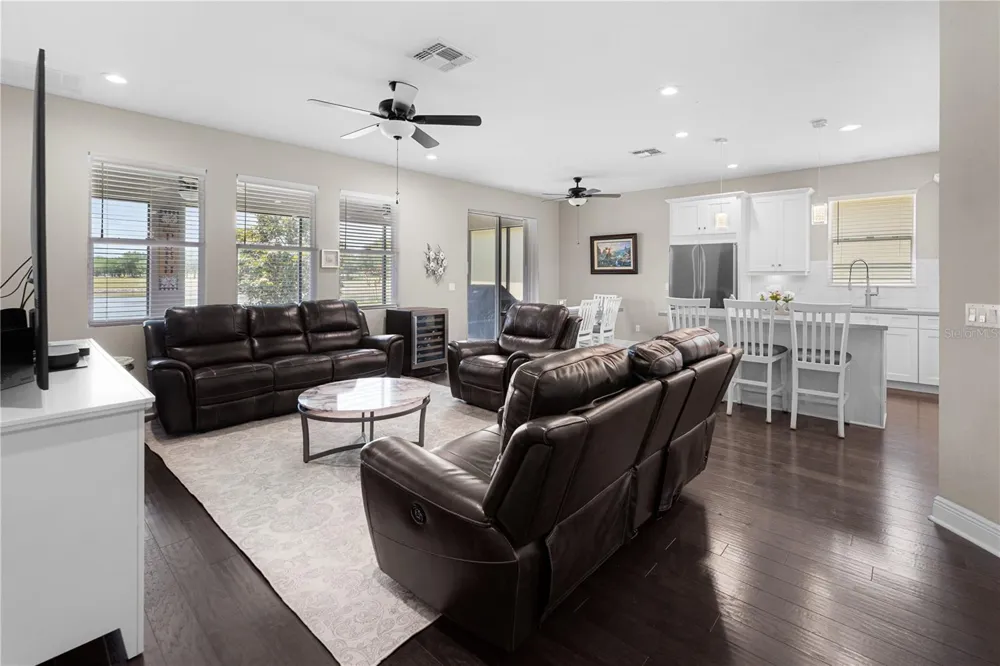3304 SAGEBRUSH STREET Harmony, FL 34773