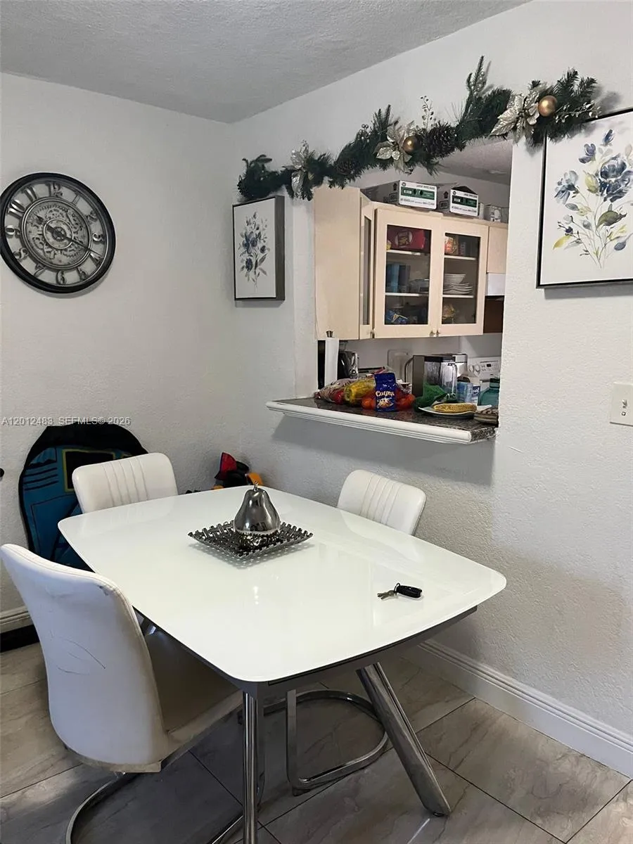 652 NW 3rd St #103 Miami, FL 33128