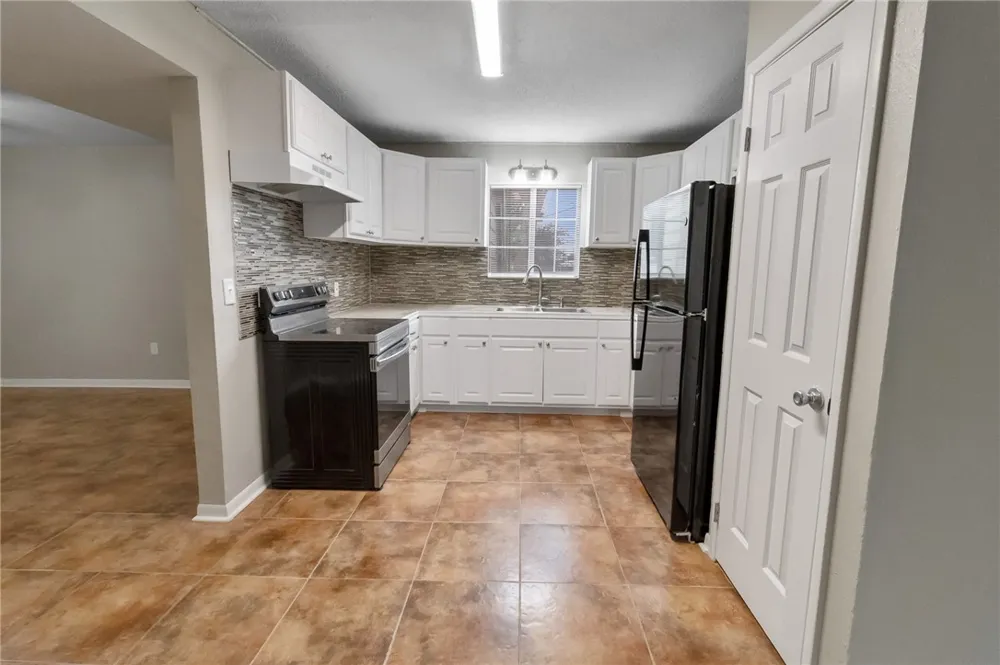 1804 Mckinley Street Beeville, TX 78102