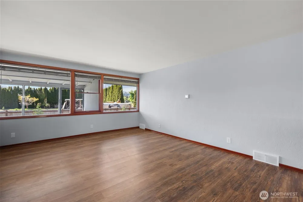 15108 74th Street E Sumner, WA 98390
