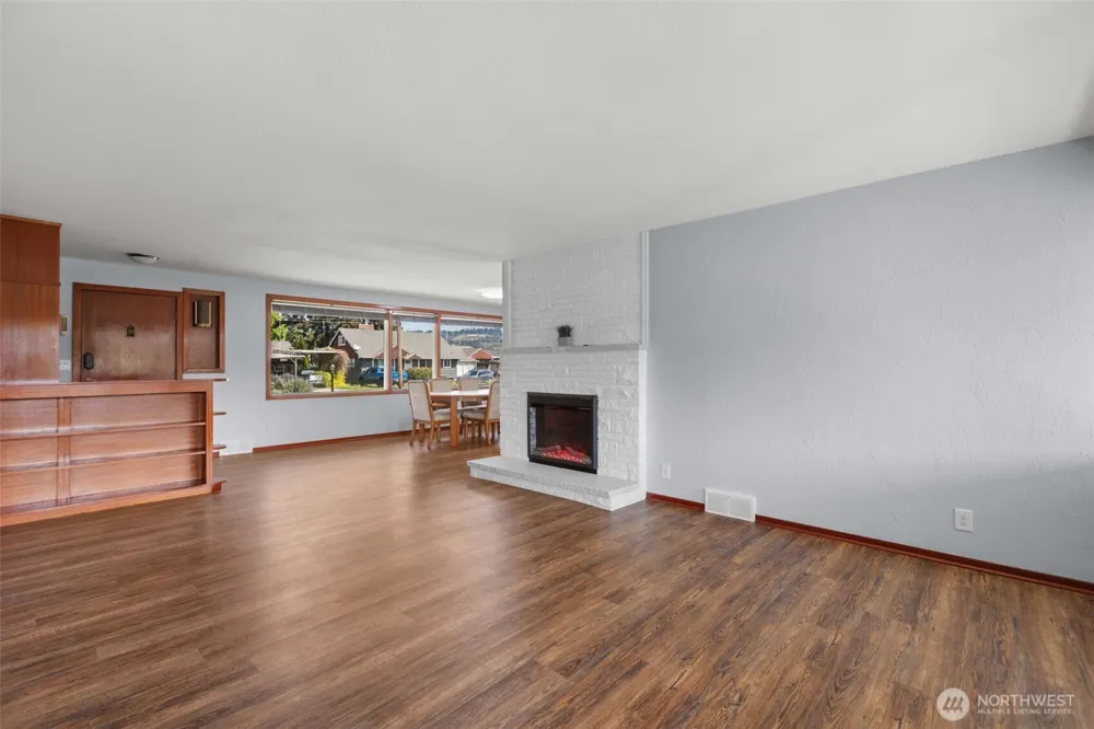 15108 74th Street E Sumner, WA 98390