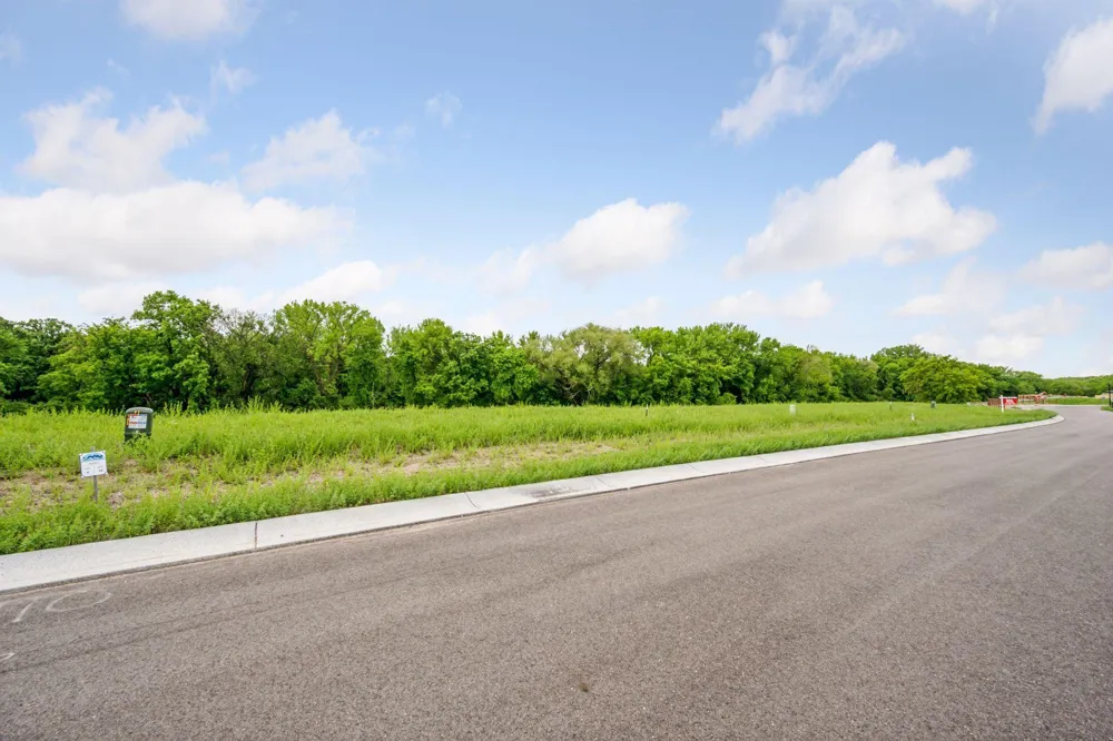 2663 Weston Way Hanover, MN 55341