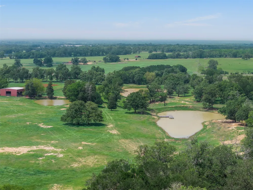 1016 County Road 306 Rockdale, TX 76567