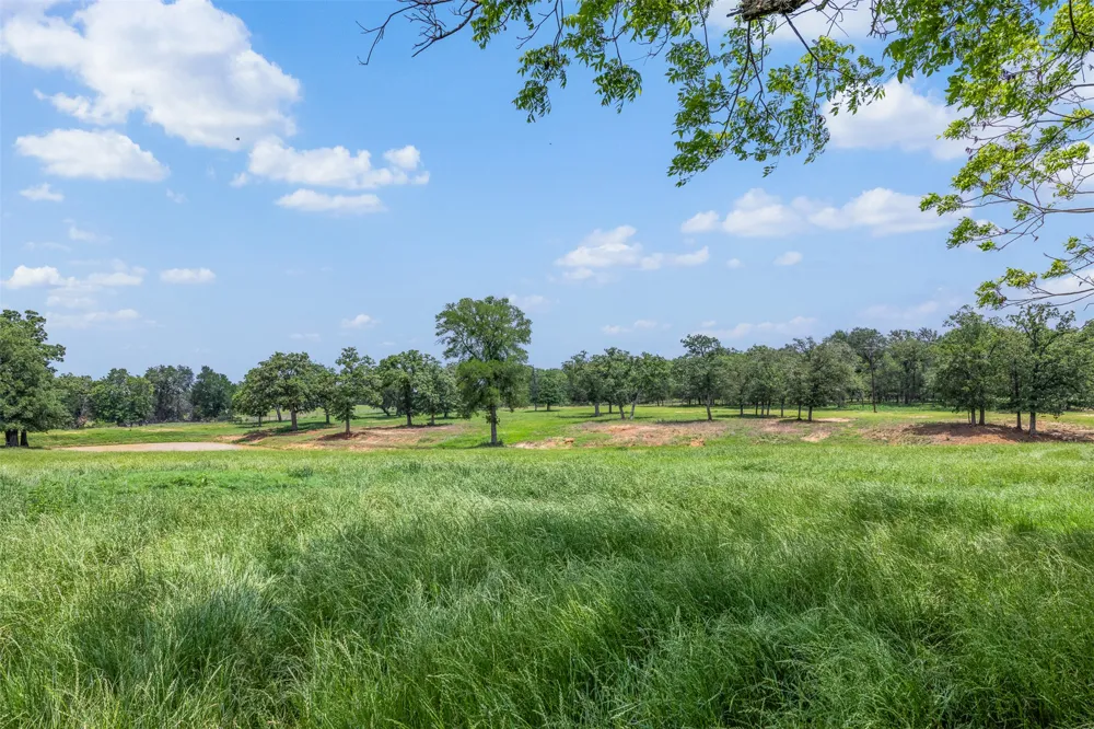 1016 County Road 306 Rockdale, TX 76567
