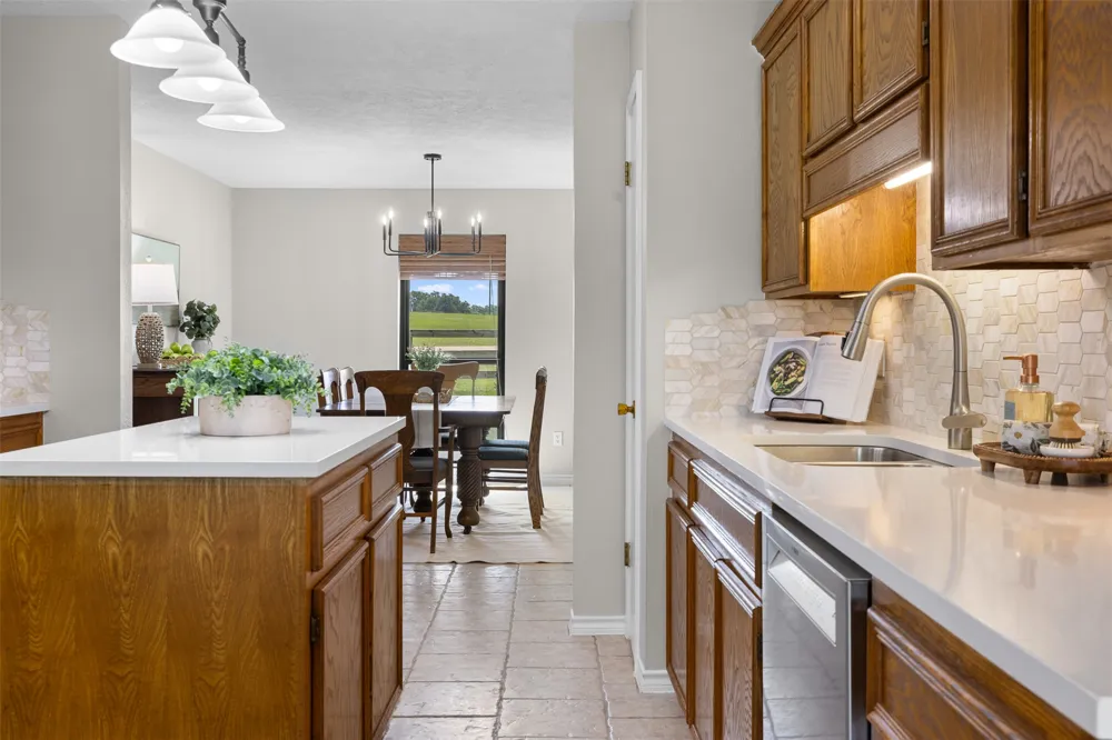 1016 County Road 306 Rockdale, TX 76567