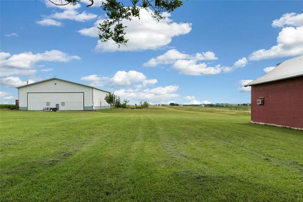 1005 E Buttercup Road Taylor, TX 76574