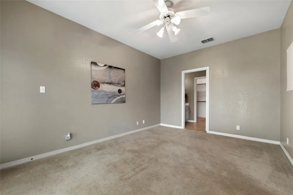 1005 E Buttercup Road Taylor, TX 76574