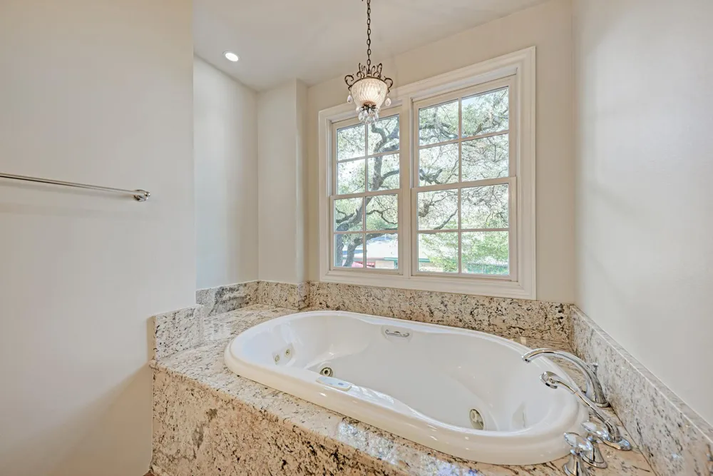 2308 Forest Avenue Austin, TX 78704