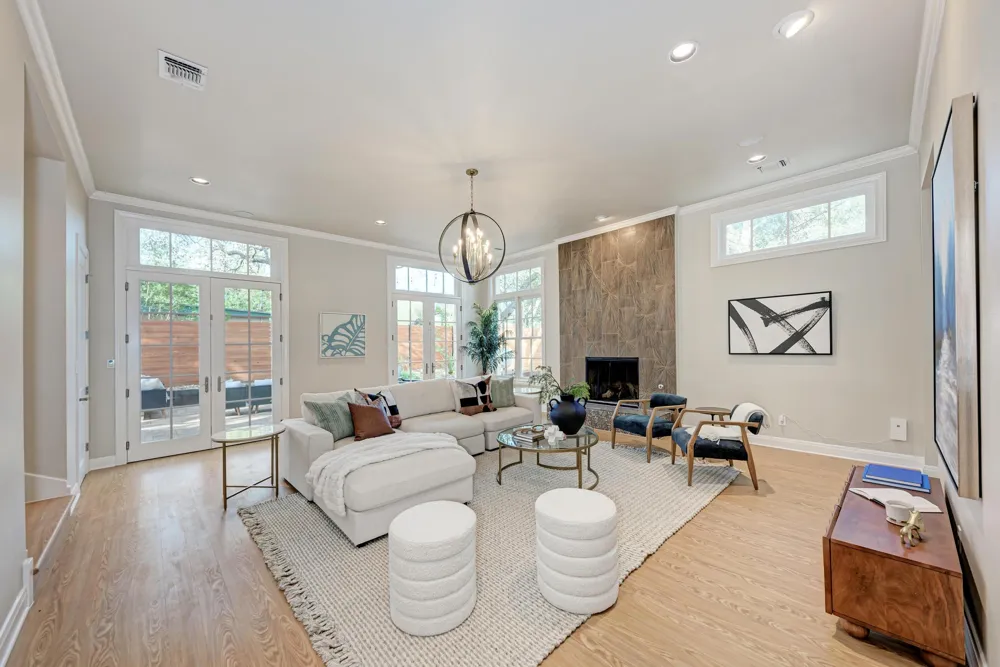2308 Forest Avenue Austin, TX 78704