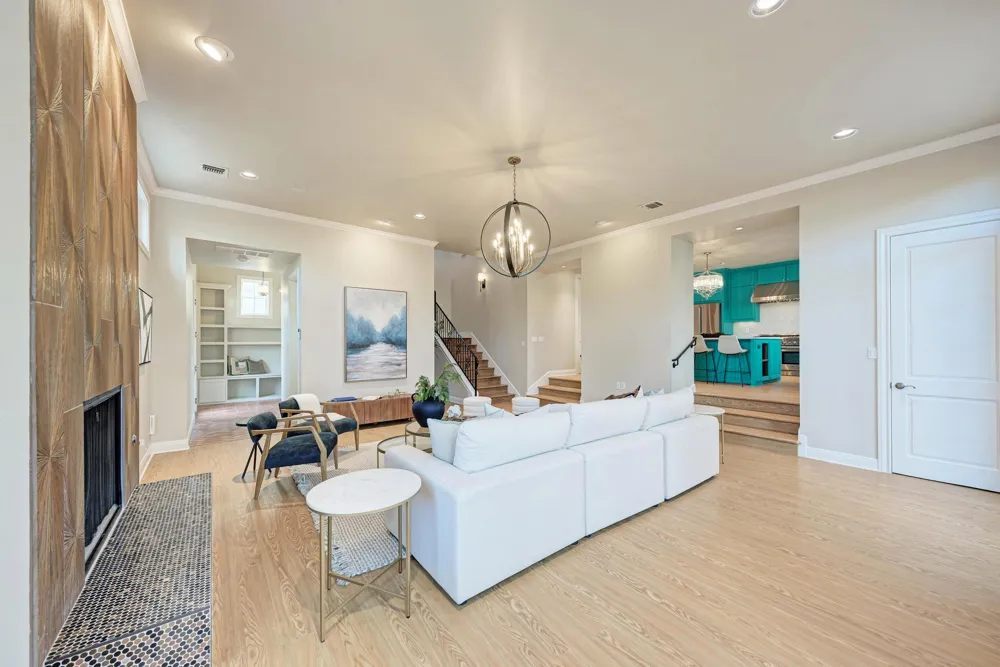 2308 Forest Avenue Austin, TX 78704