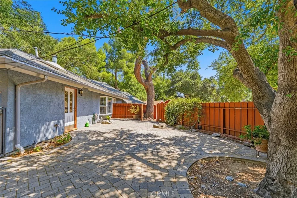 6489 Alta Gracia Tujunga, CA 91042