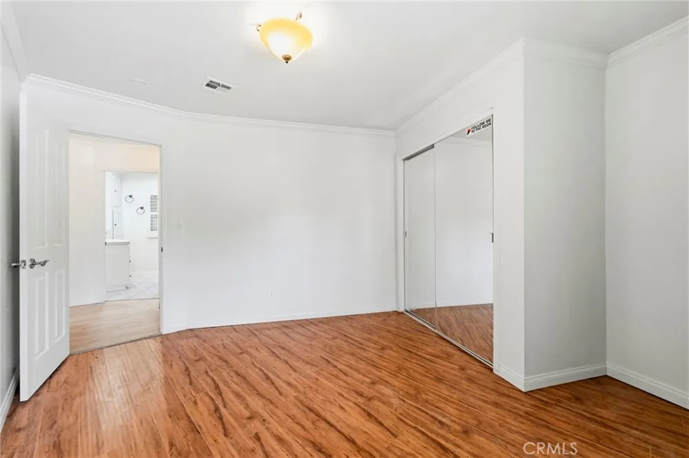 6489 Alta Gracia Tujunga, CA 91042