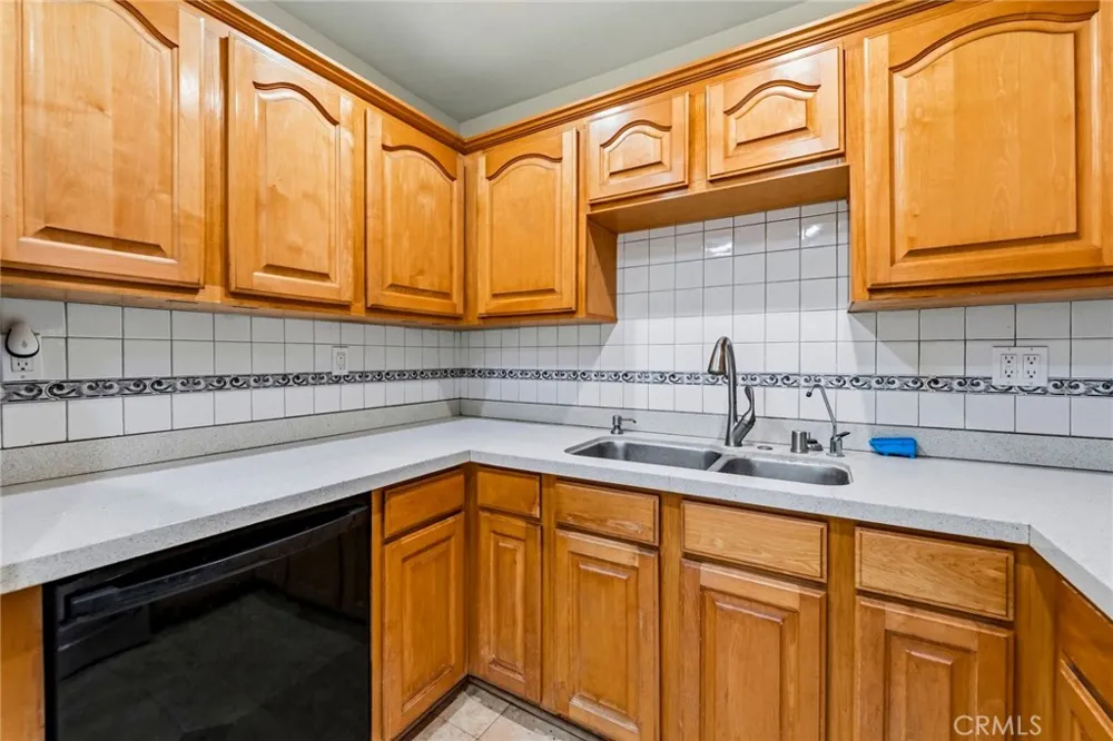 6489 Alta Gracia Tujunga, CA 91042