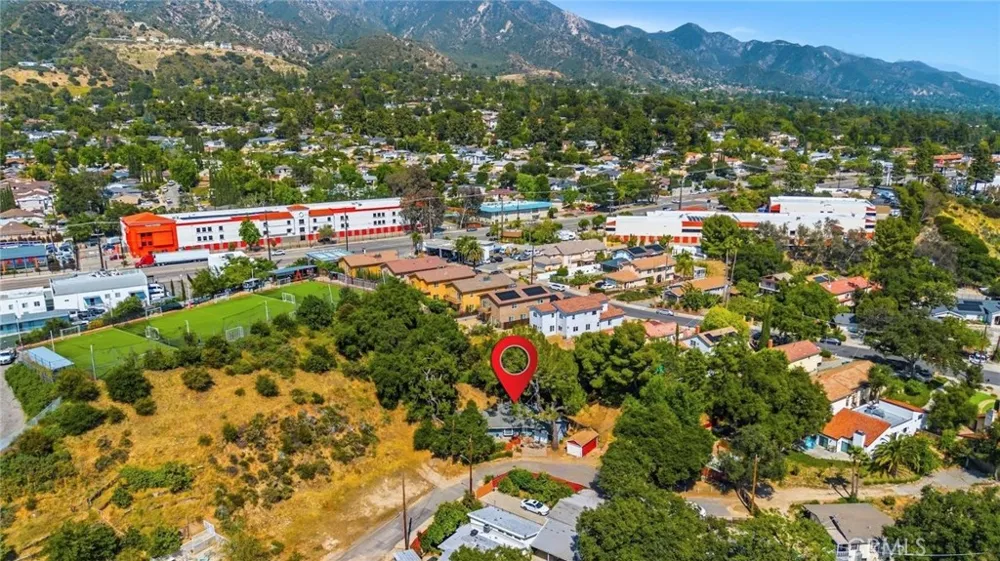 6489 Alta Gracia Tujunga, CA 91042