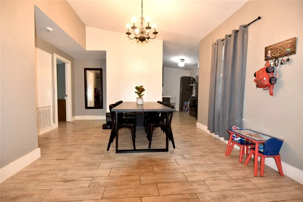 310 S 20th Street Kingsville, TX 78363