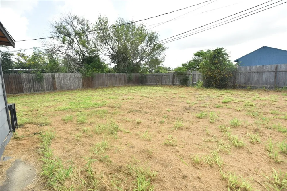 310 S 20th Street Kingsville, TX 78363