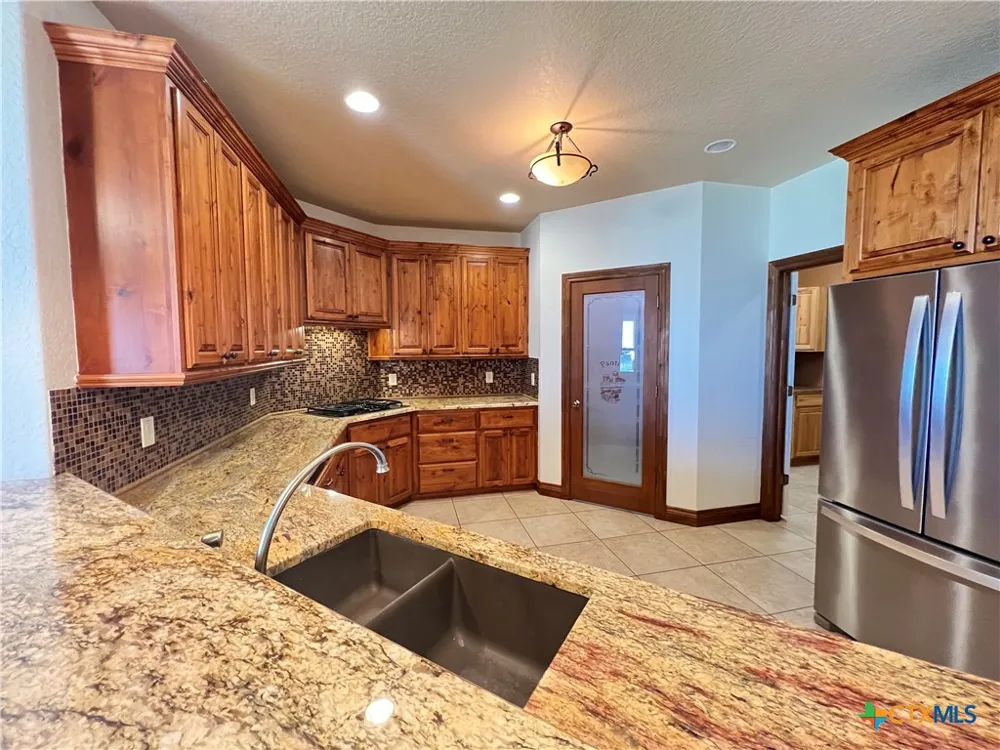 2264 Granada Hills New Braunfels, TX 78132