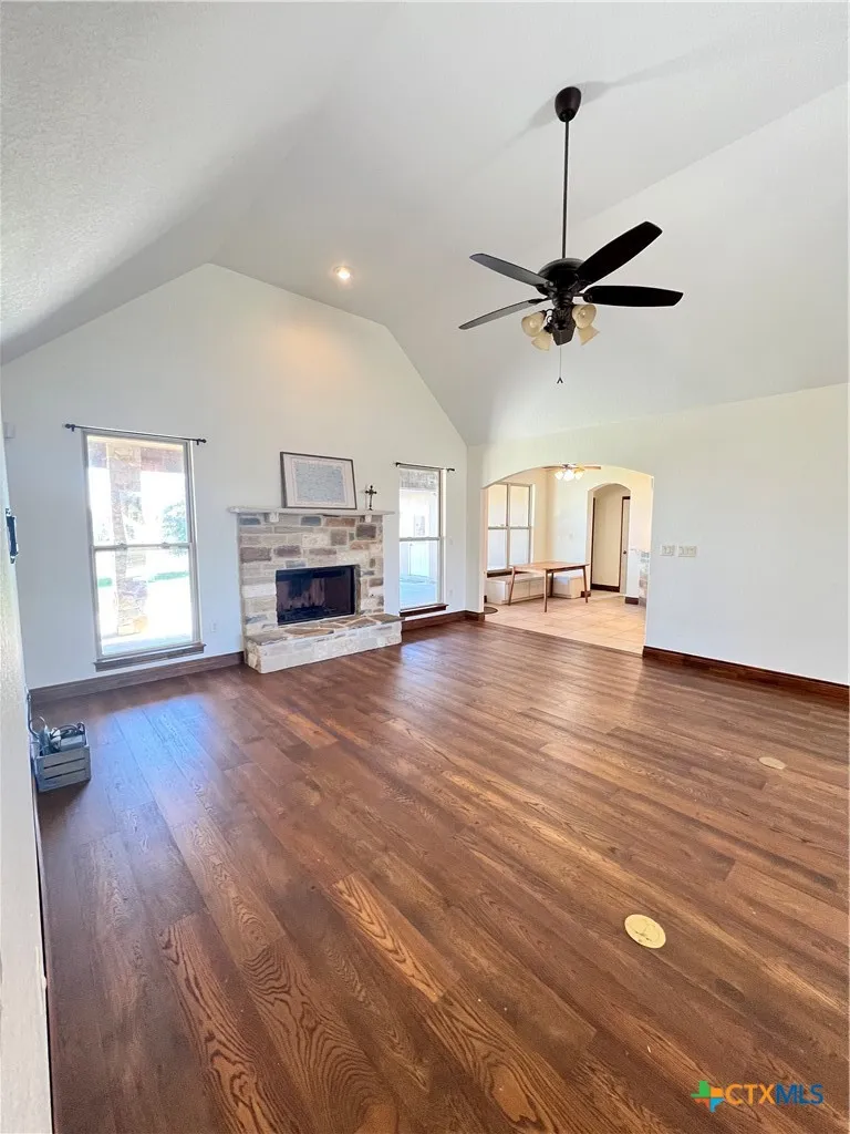 2264 Granada Hills New Braunfels, TX 78132