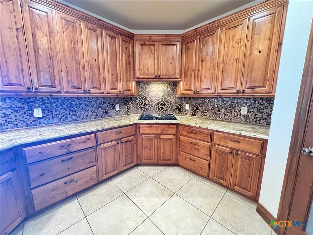 2264 Granada Hills New Braunfels, TX 78132