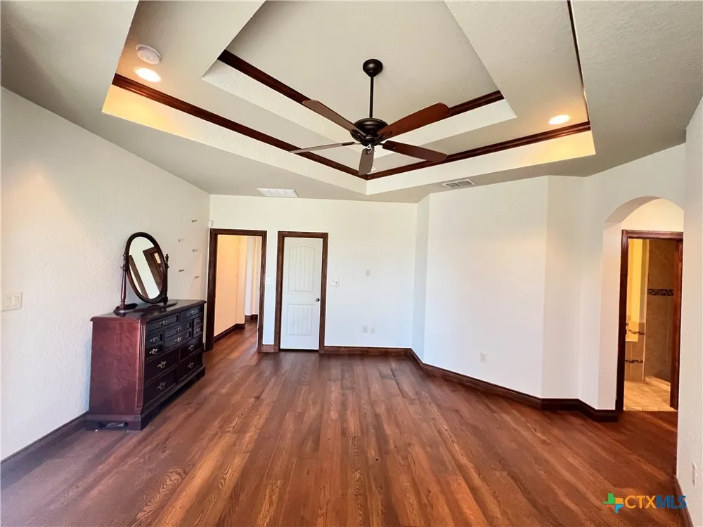 2264 Granada Hills New Braunfels, TX 78132