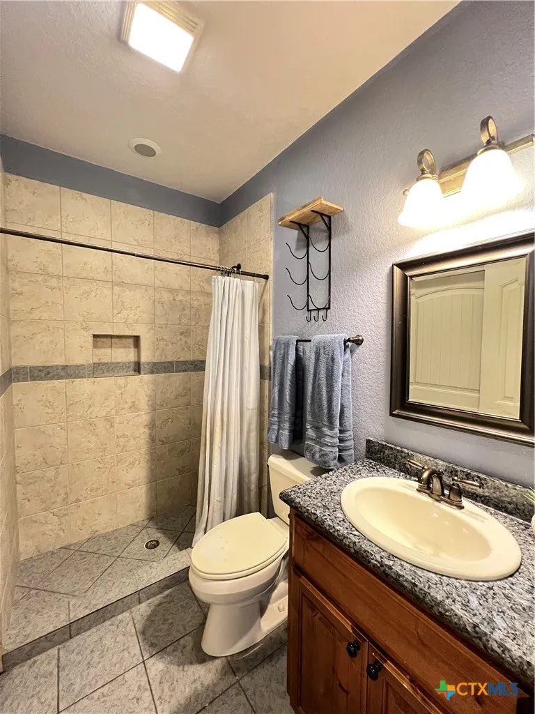 2264 Granada Hills New Braunfels, TX 78132