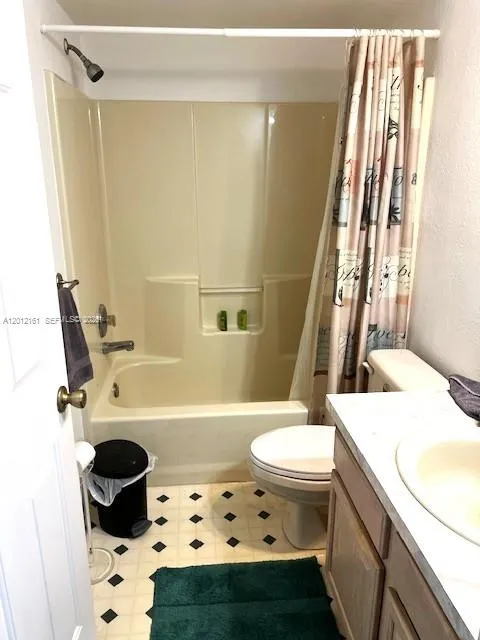 2416 Vance Ave Lorida, FL 33857