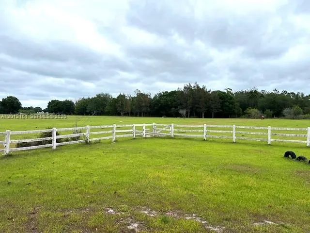2416 Vance Ave Lorida, FL 33857