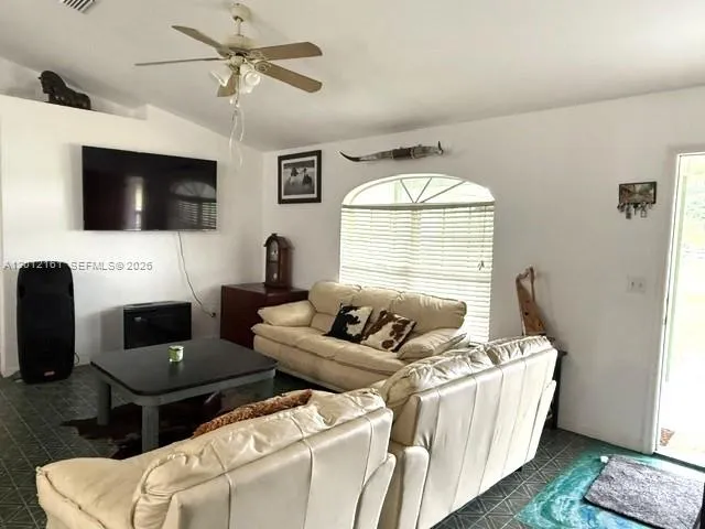 2416 Vance Ave Lorida, FL 33857