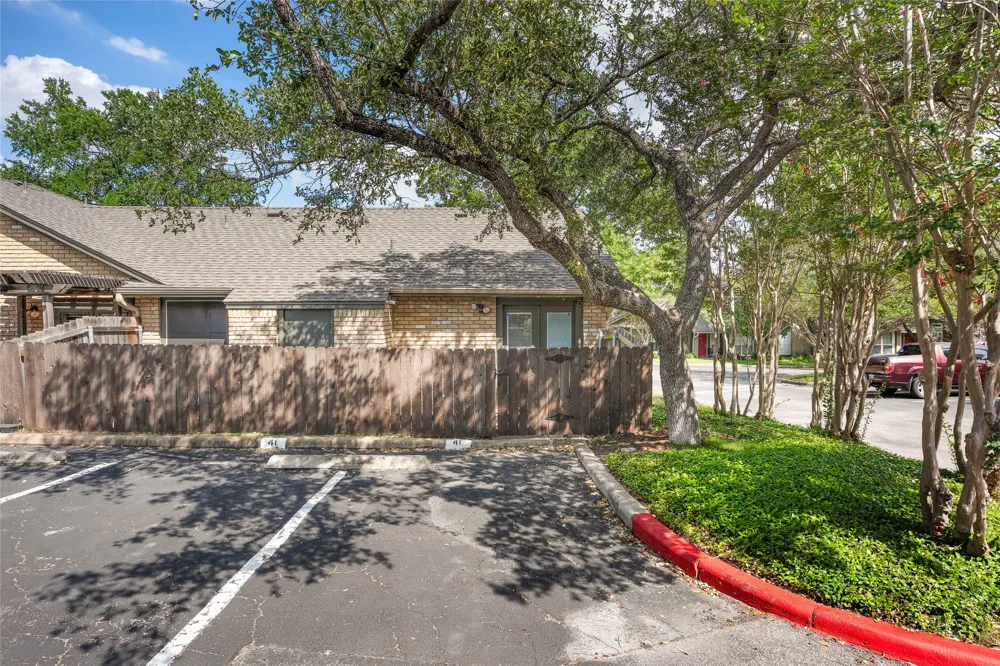 1015 E Yager Lane #41 Austin, TX 78753