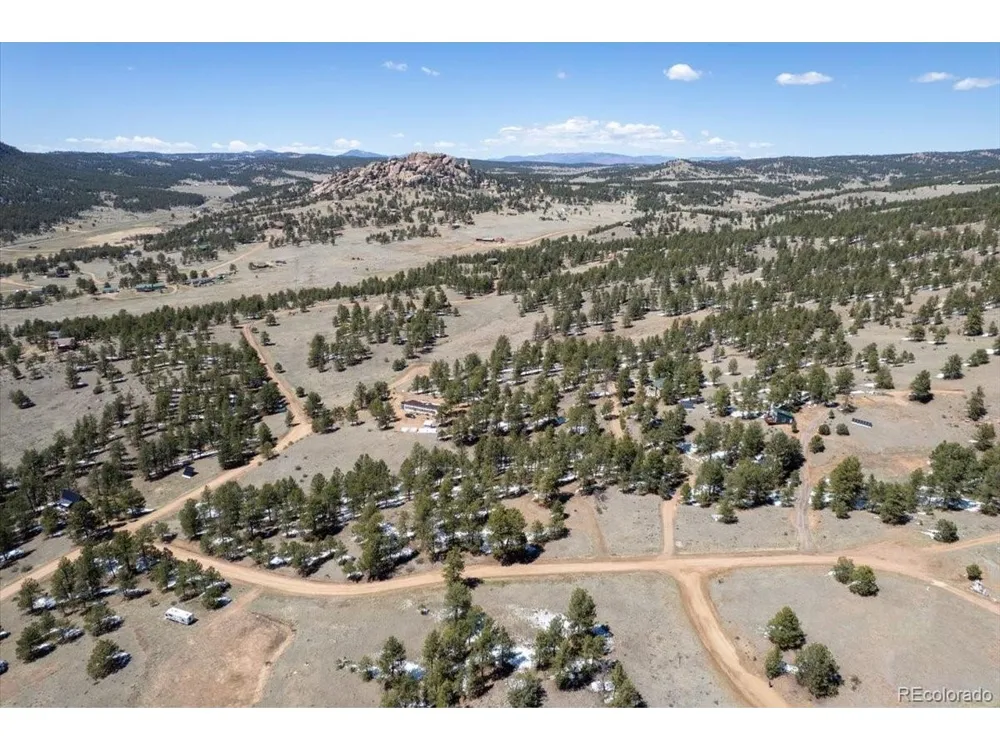 70 Sioux Circle Florissant, CO 80816