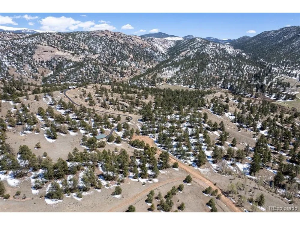 70 Sioux Circle Florissant, CO 80816