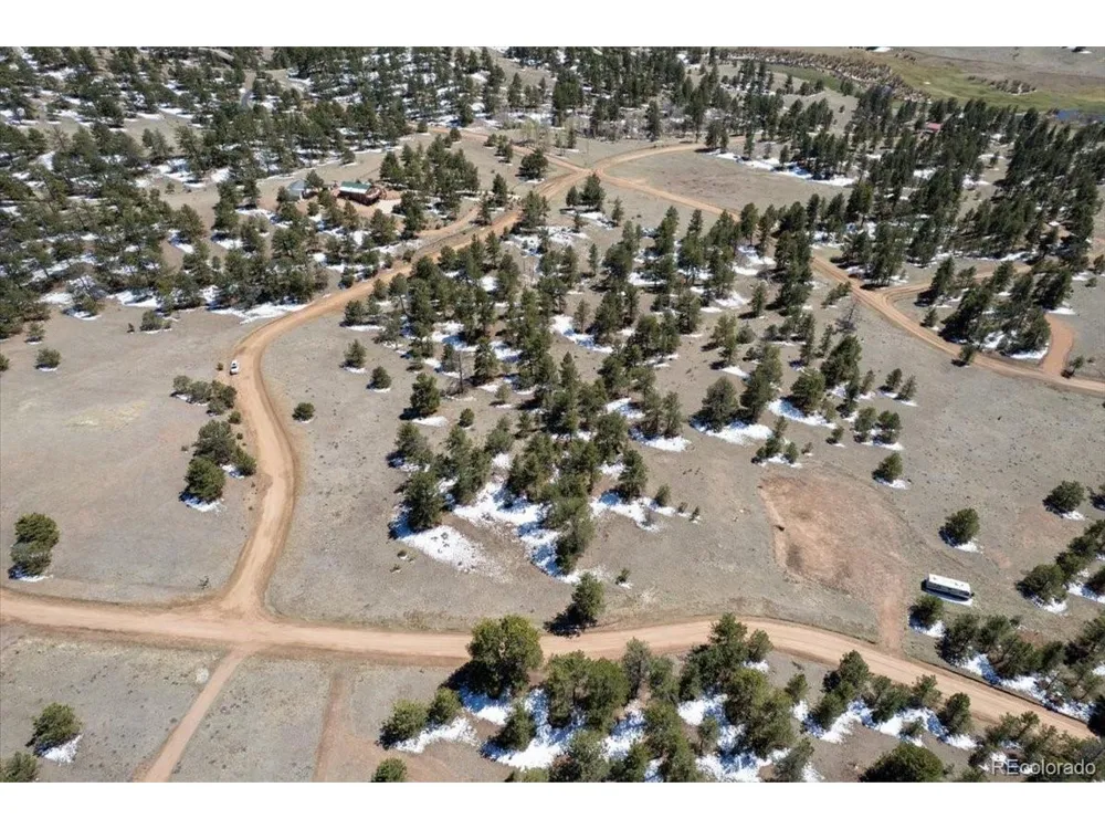 70 Sioux Circle Florissant, CO 80816
