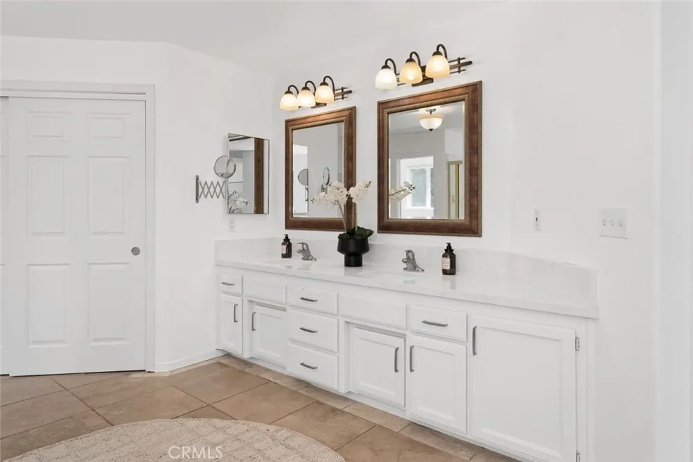 1590 Shiloh Place Templeton, CA 93465