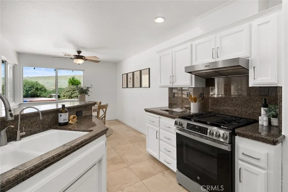 1590 Shiloh Place Templeton, CA 93465