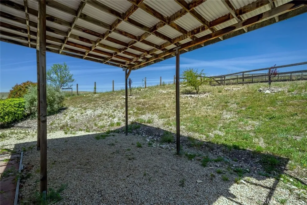 1590 Shiloh Place Templeton, CA 93465