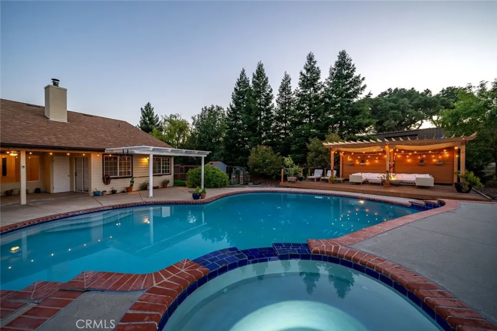 1590 Shiloh Place Templeton, CA 93465