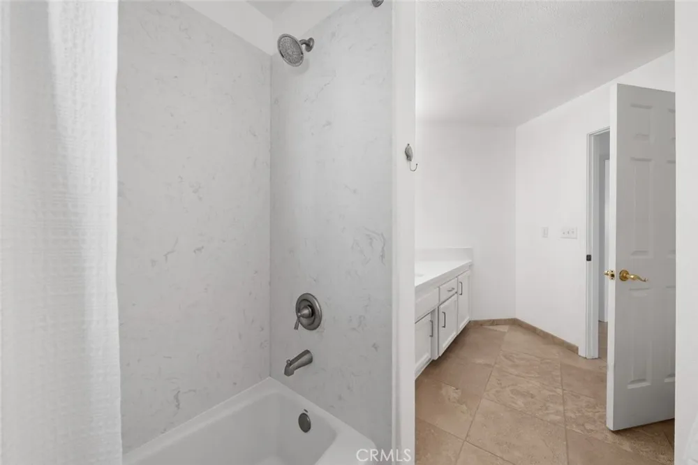 1590 Shiloh Place Templeton, CA 93465