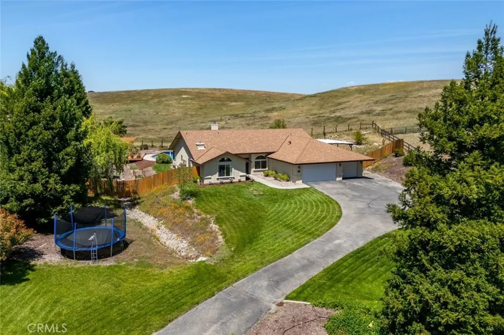 1590 Shiloh Place Templeton, CA 93465