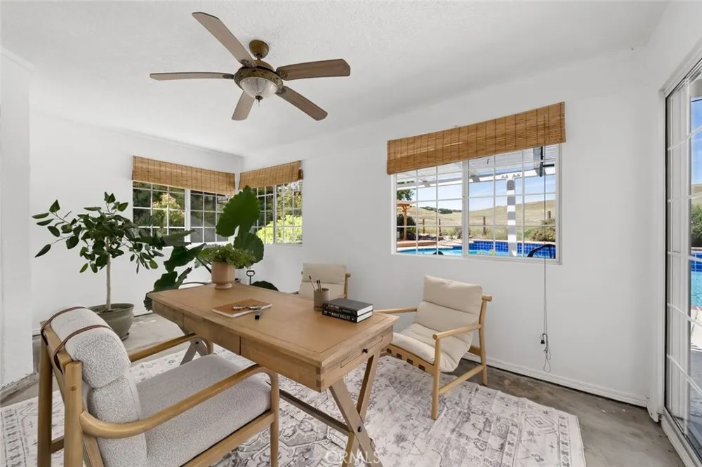 1590 Shiloh Place Templeton, CA 93465