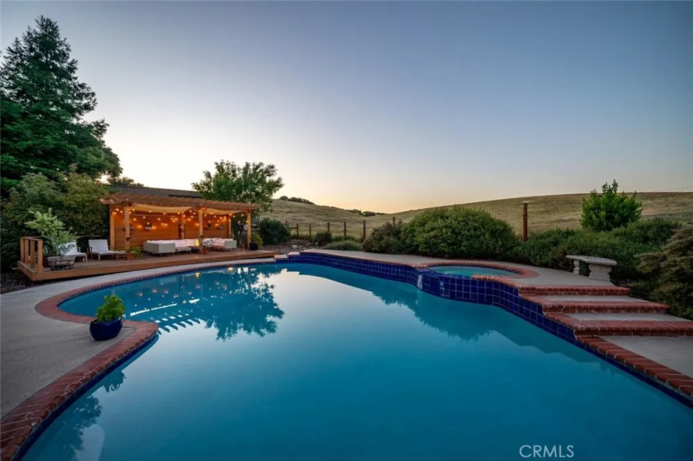 1590 Shiloh Place Templeton, CA 93465
