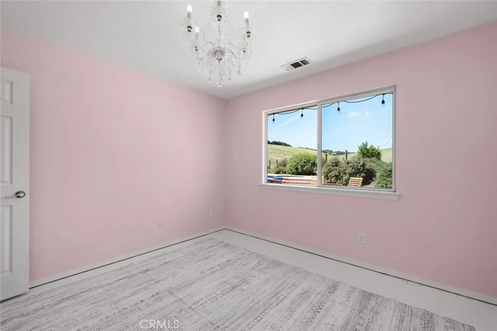1590 Shiloh Place Templeton, CA 93465