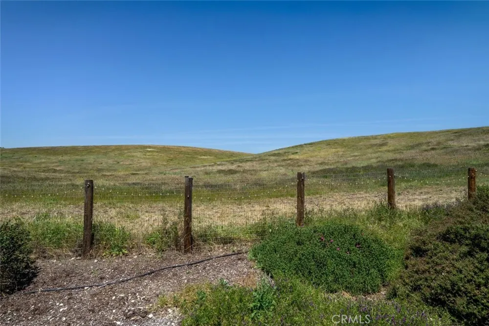 1590 Shiloh Place Templeton, CA 93465