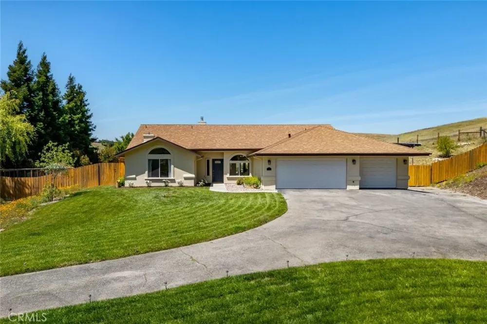 1590 Shiloh Place Templeton, CA 93465