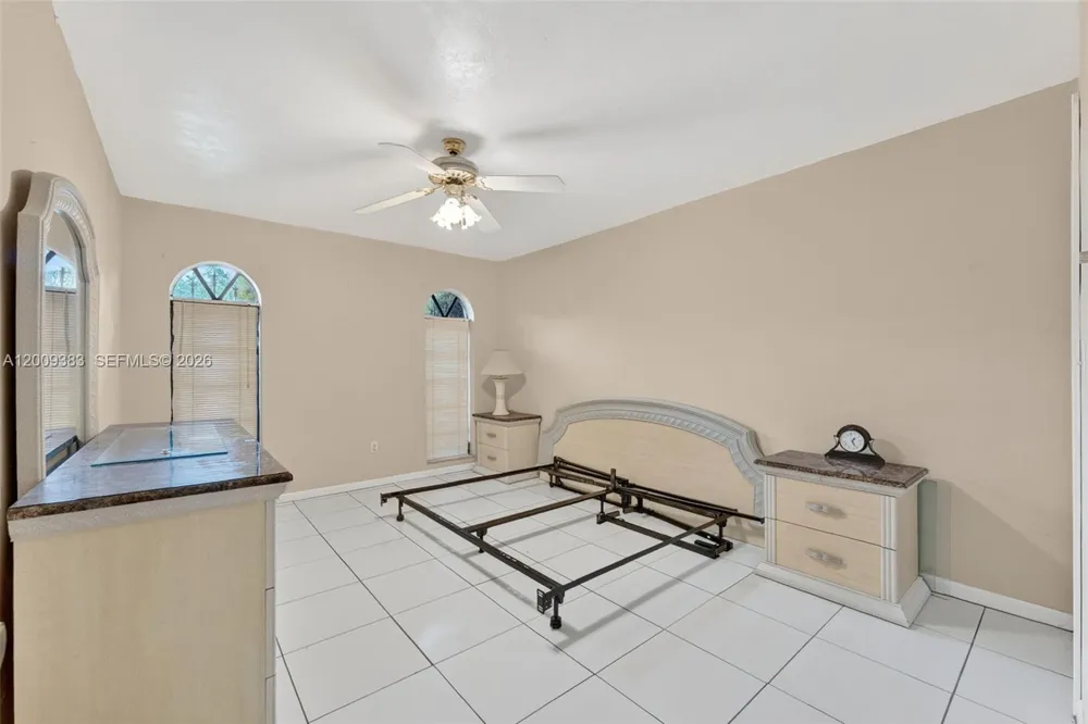2450 NW 108th St Miami, FL 33167