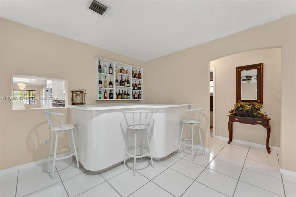 2450 NW 108th St Miami, FL 33167