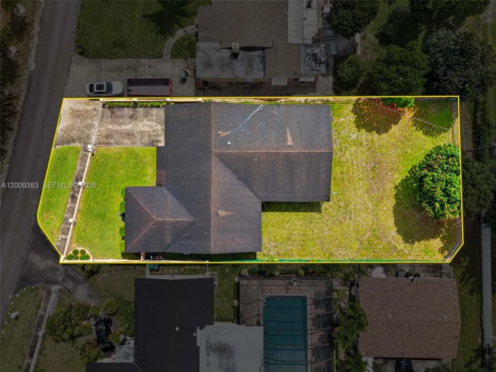 2450 NW 108th St Miami, FL 33167